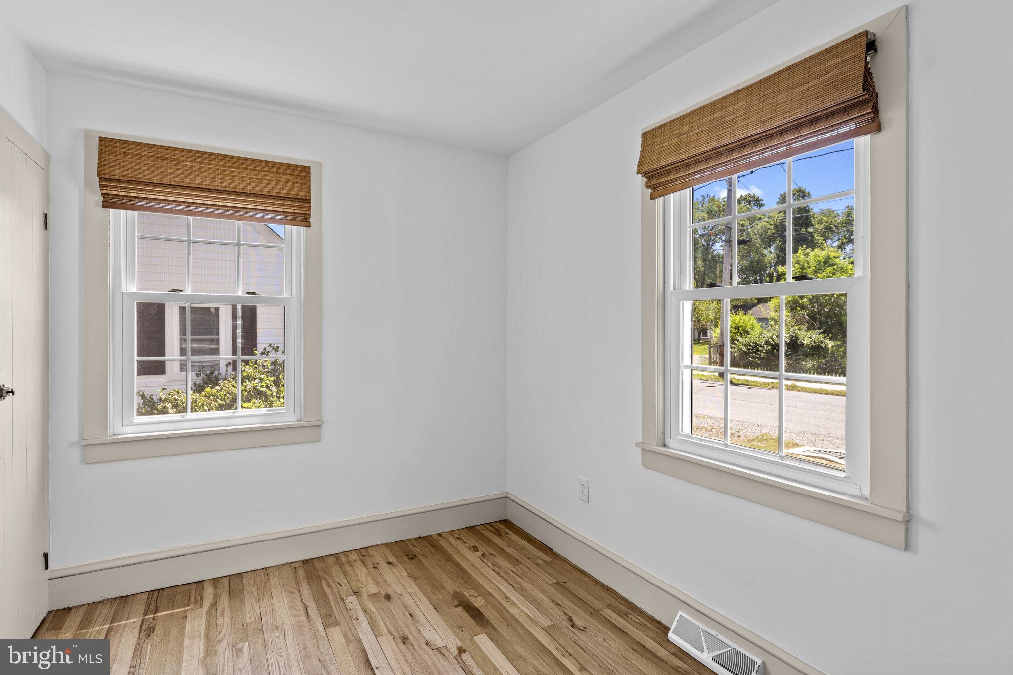216 WALNUT STREET