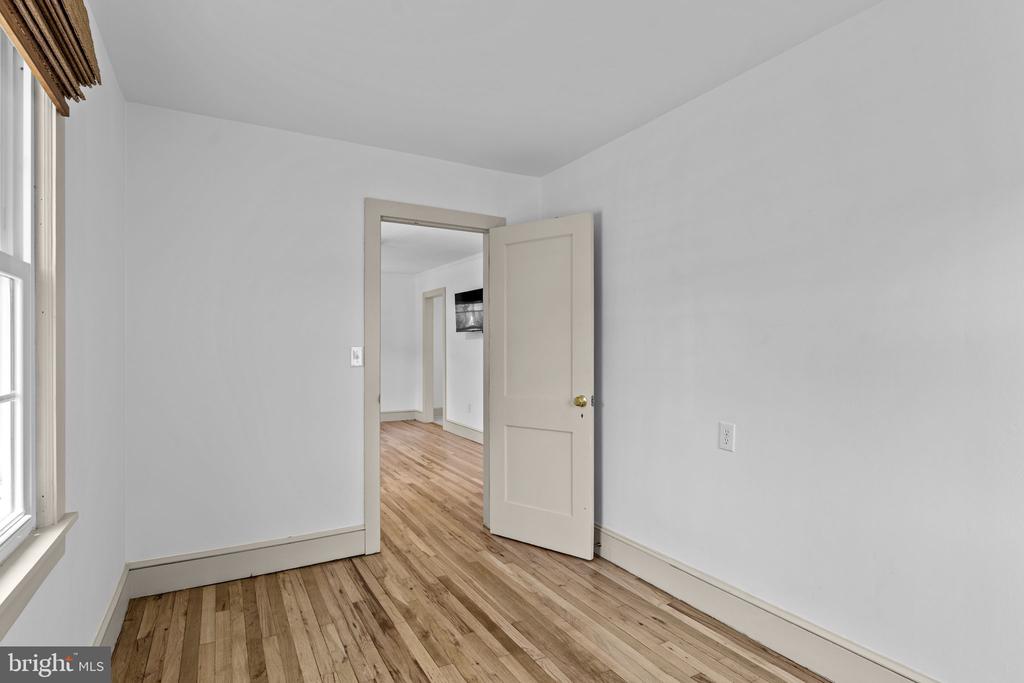 216 WALNUT STREET