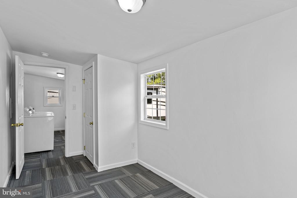 216 WALNUT STREET