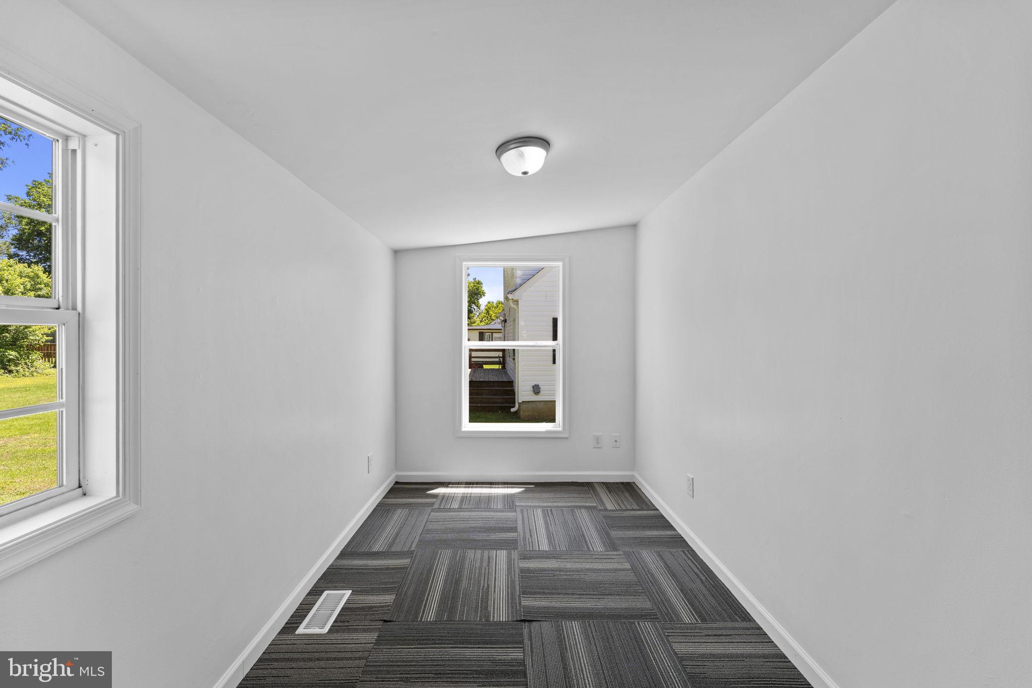 216 WALNUT STREET