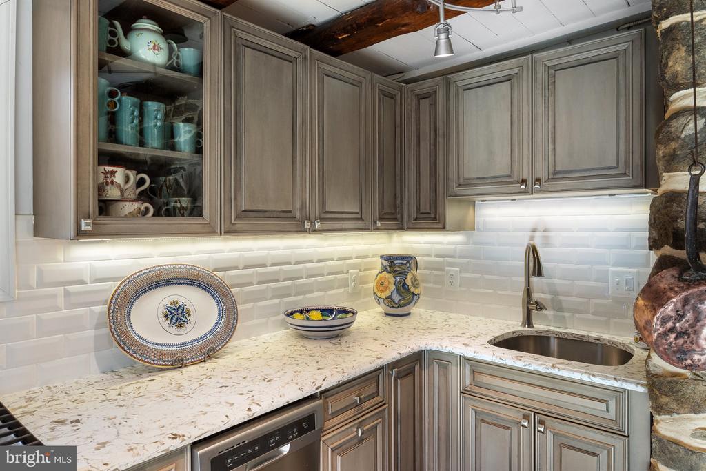 3396 Cobbler Mountain Rd