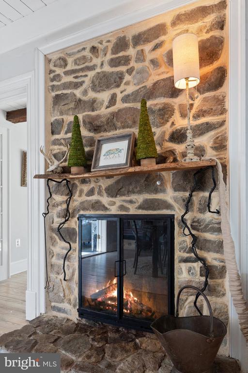 3396 Cobbler Mountain Rd