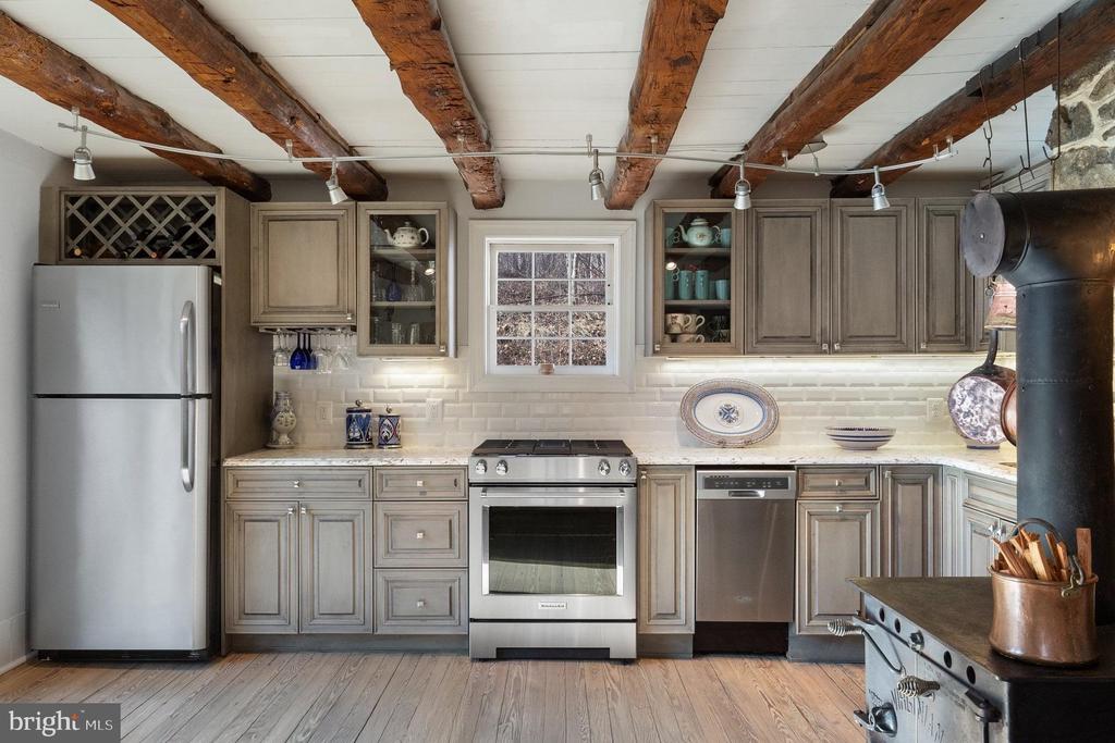 3396 Cobbler Mountain Rd