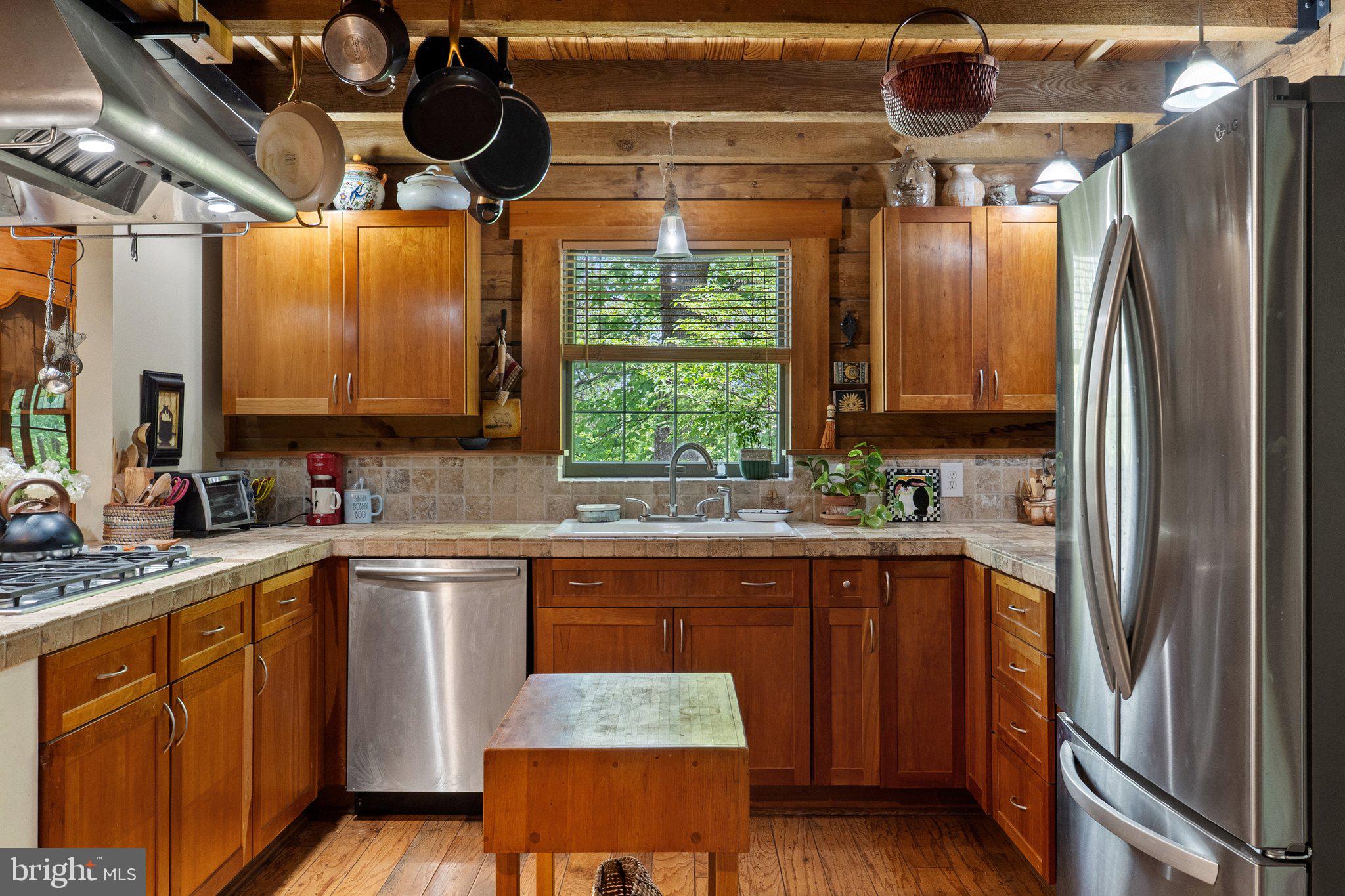 3513 Cobbler Mountain Rd