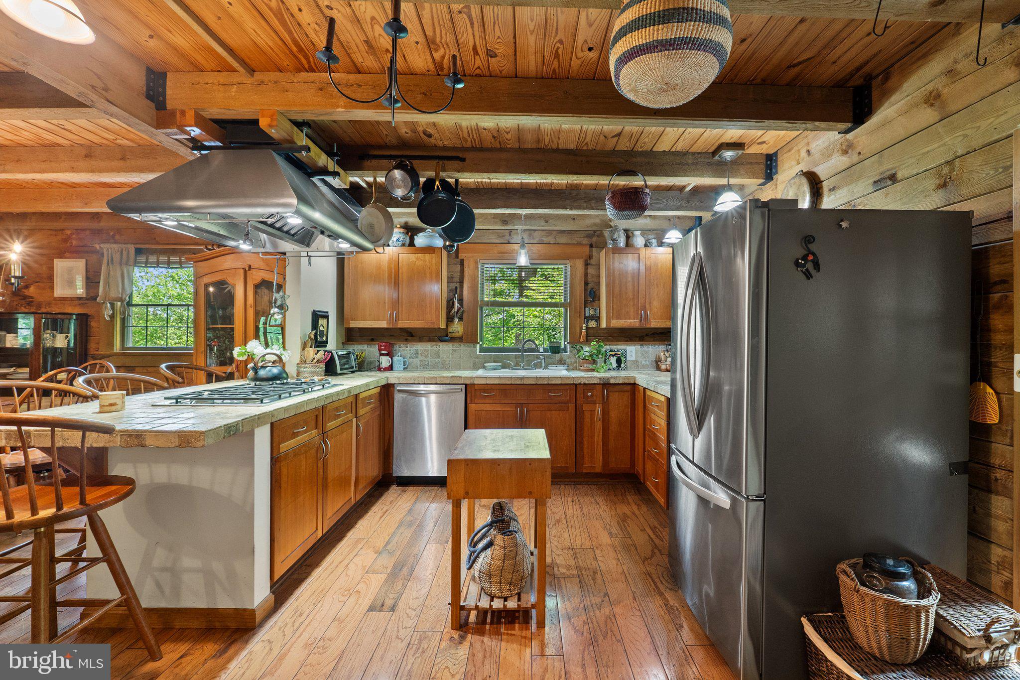 3513 Cobbler Mountain Rd