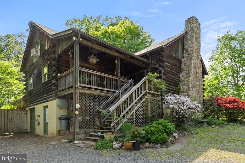 3513 Cobbler Mountain Rd