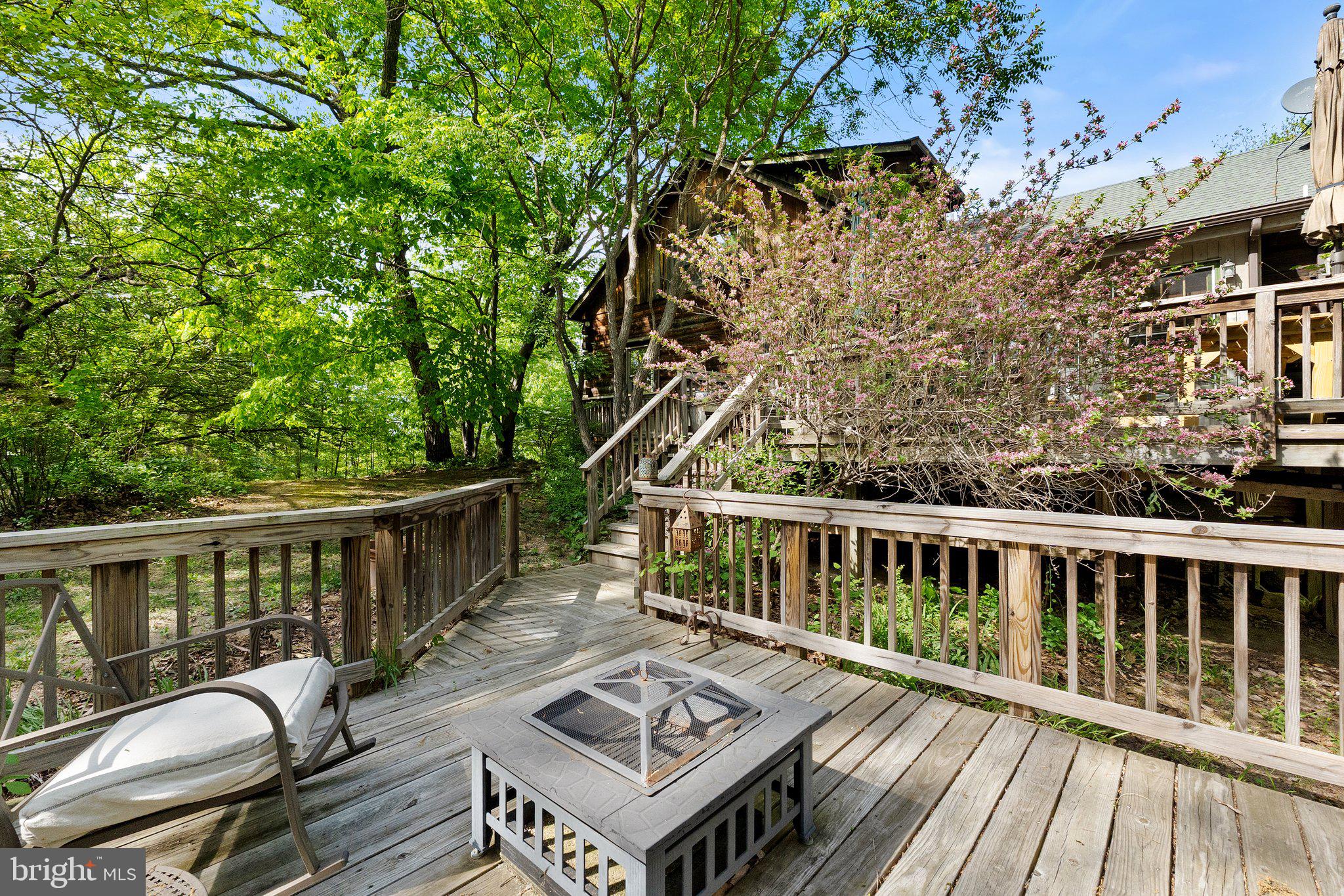 3513 Cobbler Mountain Rd