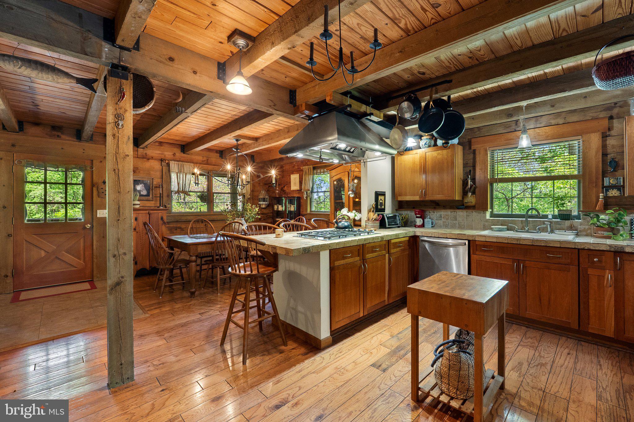 3513 Cobbler Mountain Rd