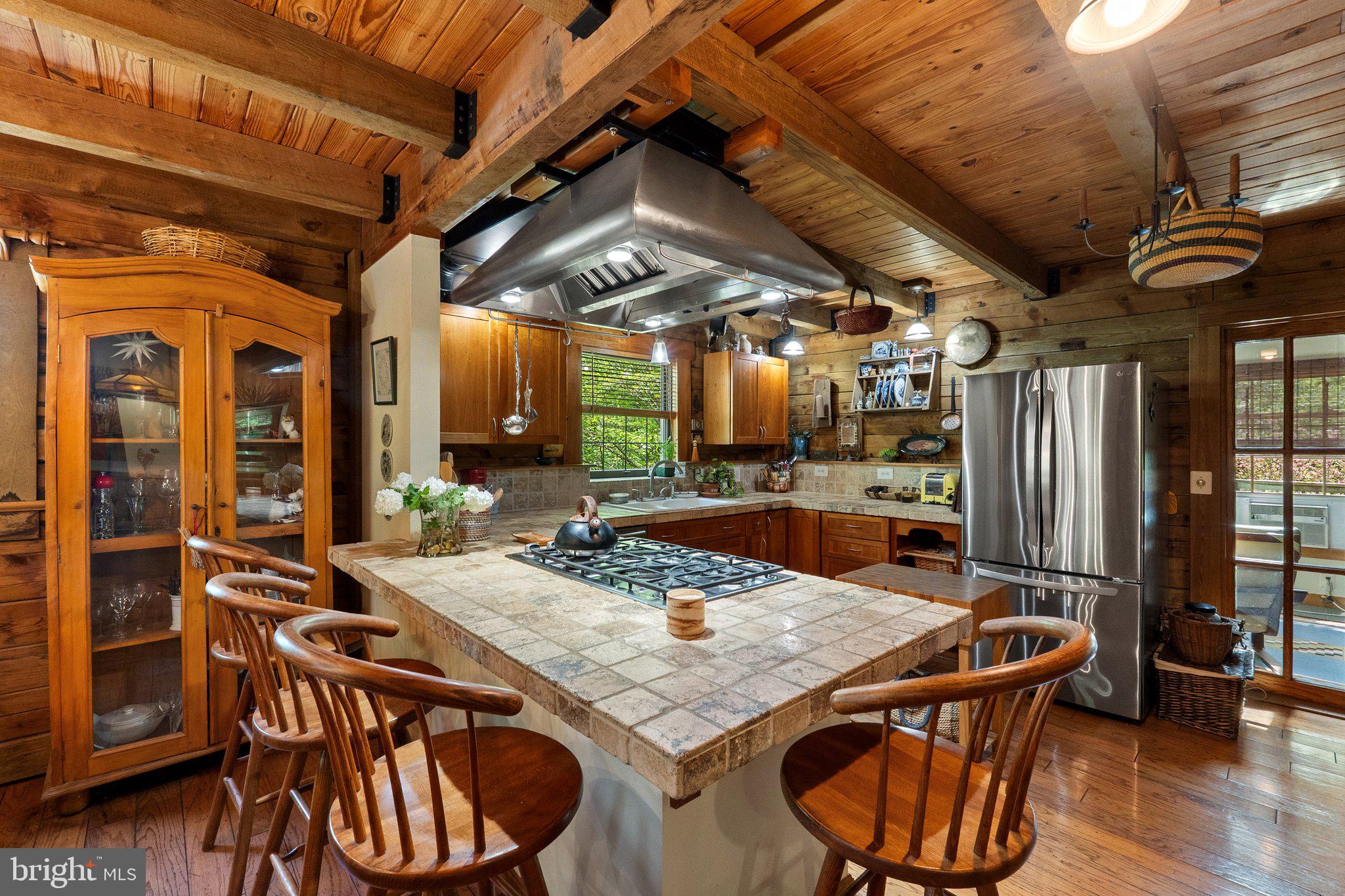 3513 Cobbler Mountain Rd