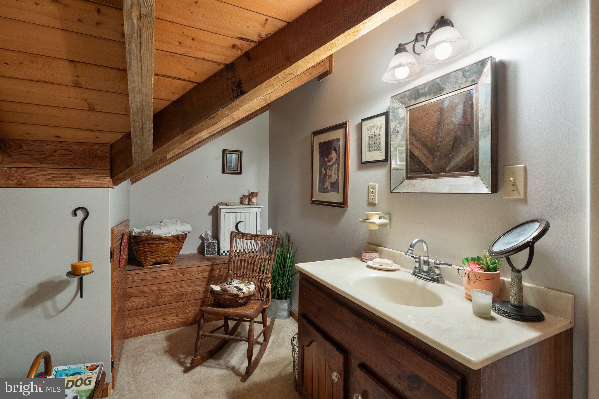 3513 Cobbler Mountain Rd