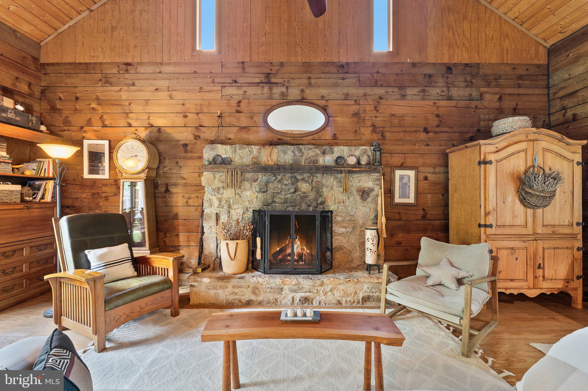 3513 Cobbler Mountain Rd