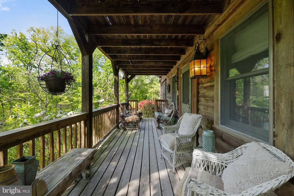 3513 Cobbler Mountain Rd