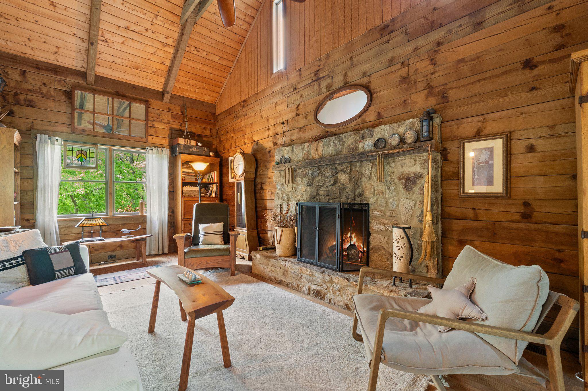 3513 Cobbler Mountain Rd