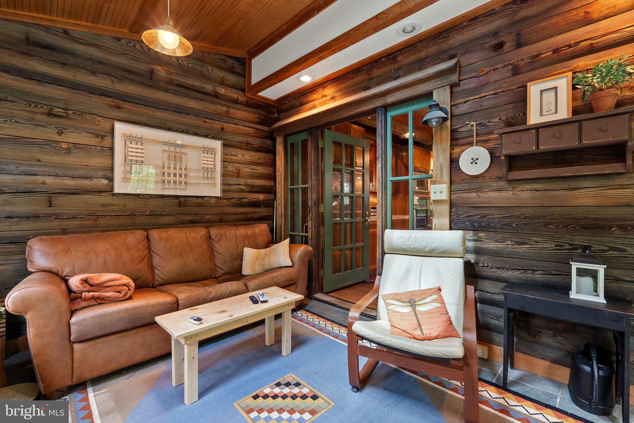 3513 Cobbler Mountain Rd