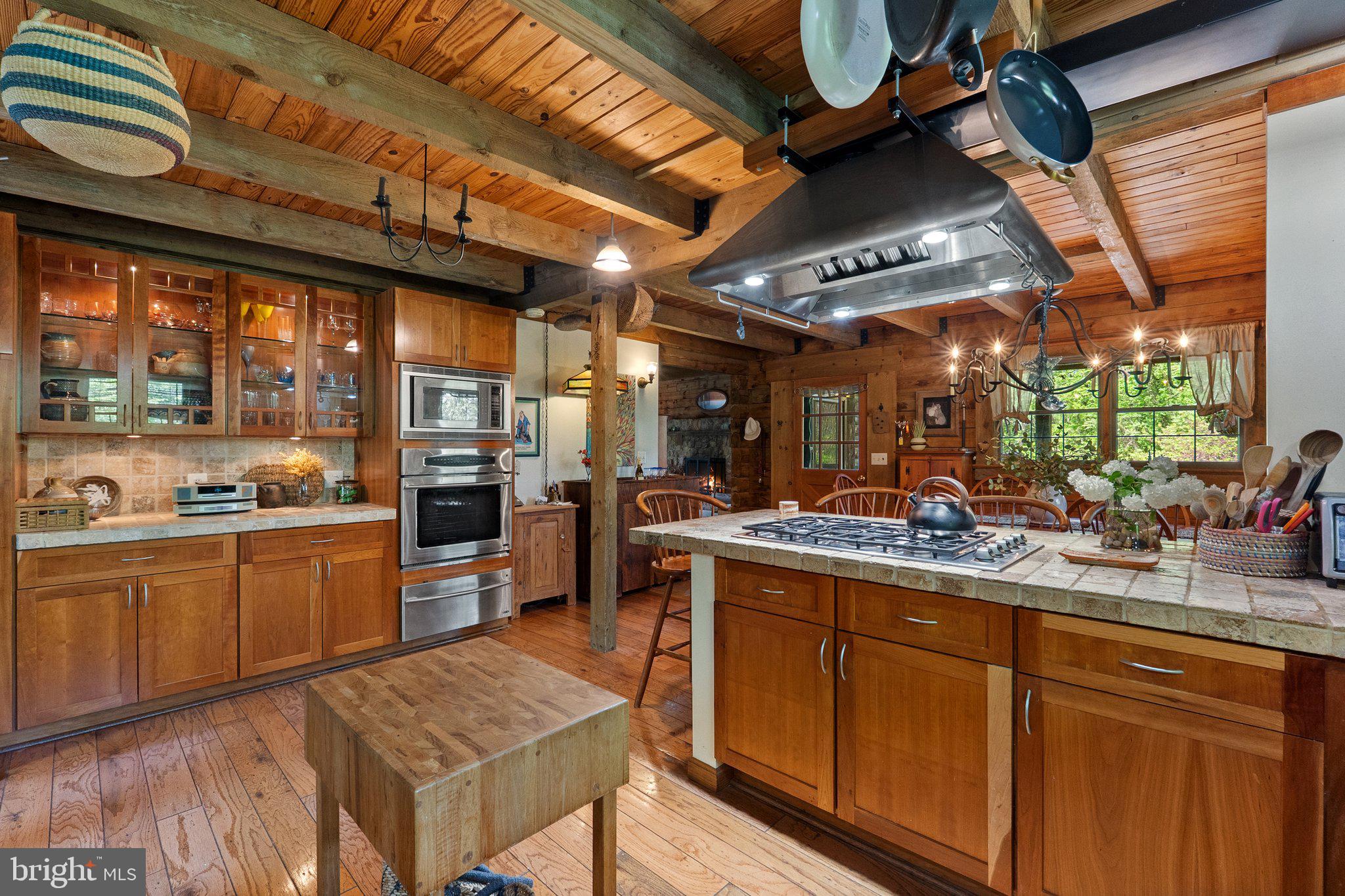 3513 Cobbler Mountain Rd