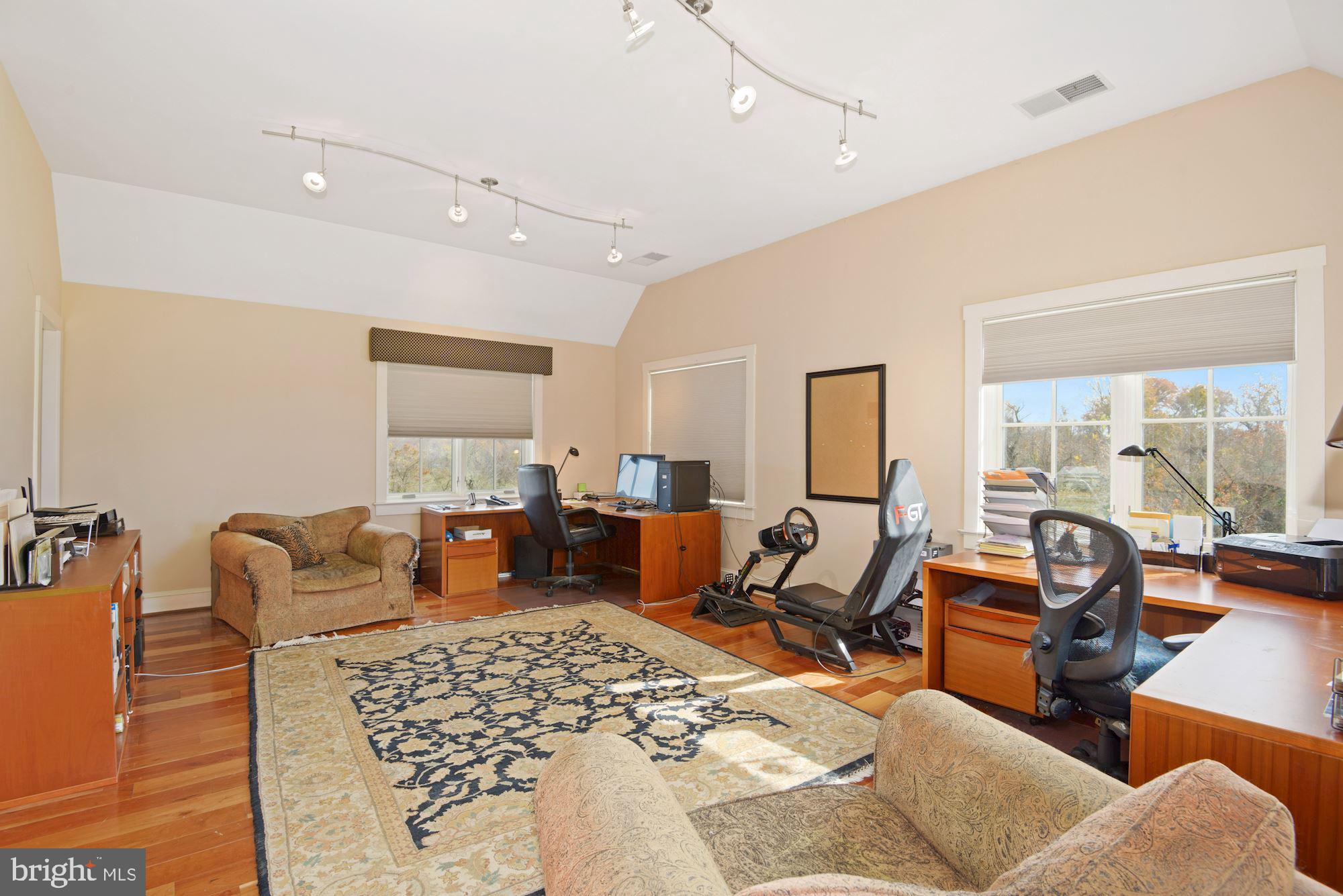 21232 Unison Rd