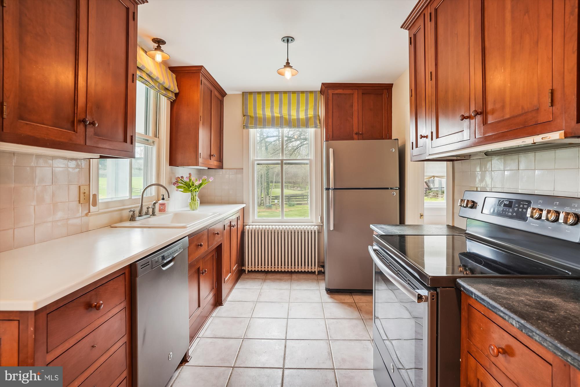 18765 Silcott Springs Rd