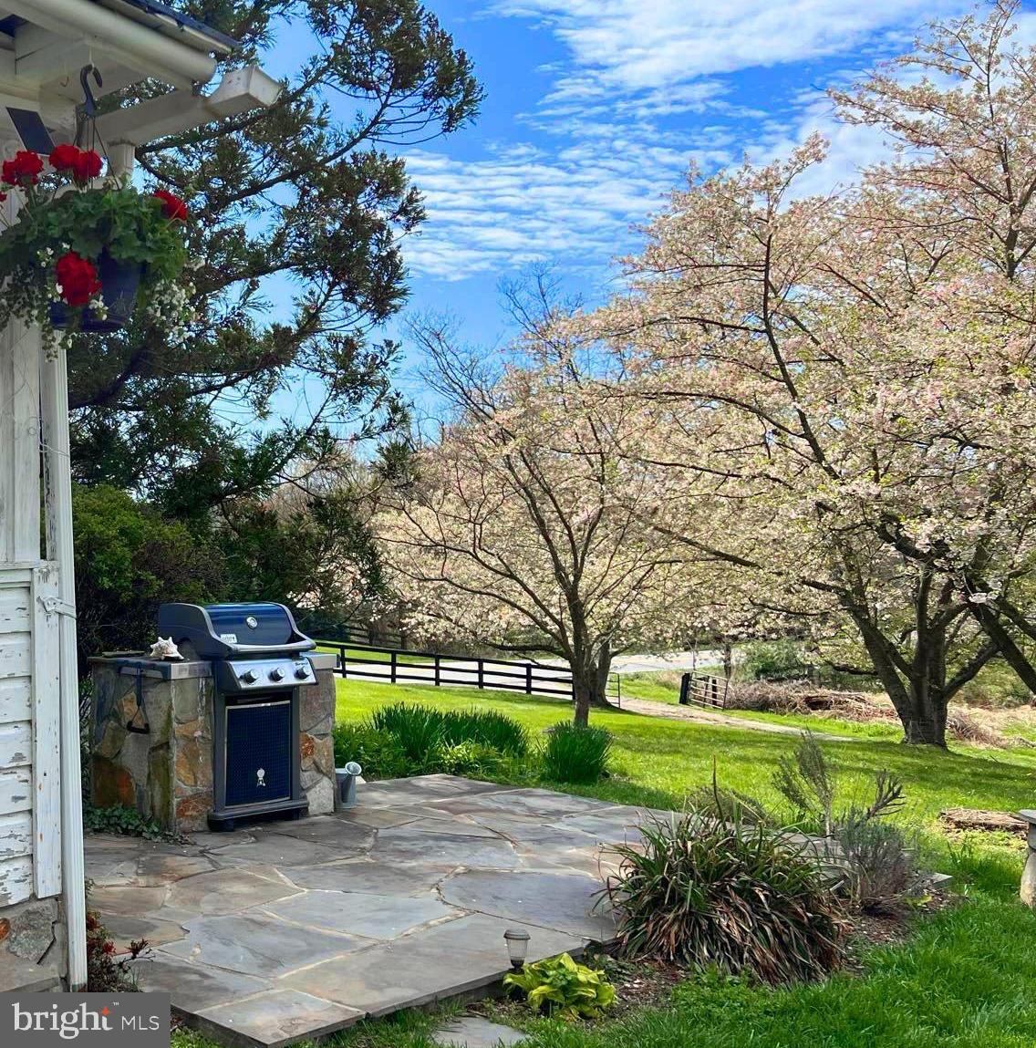 18765 Silcott Springs Rd