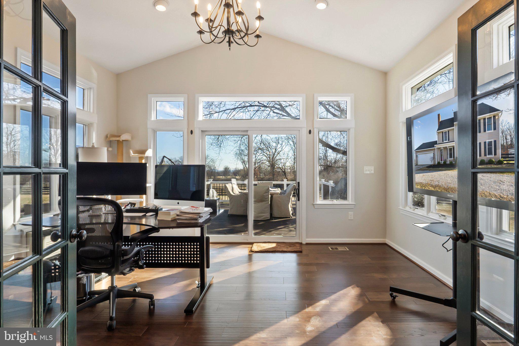 19798 Foggy Bottom Rd