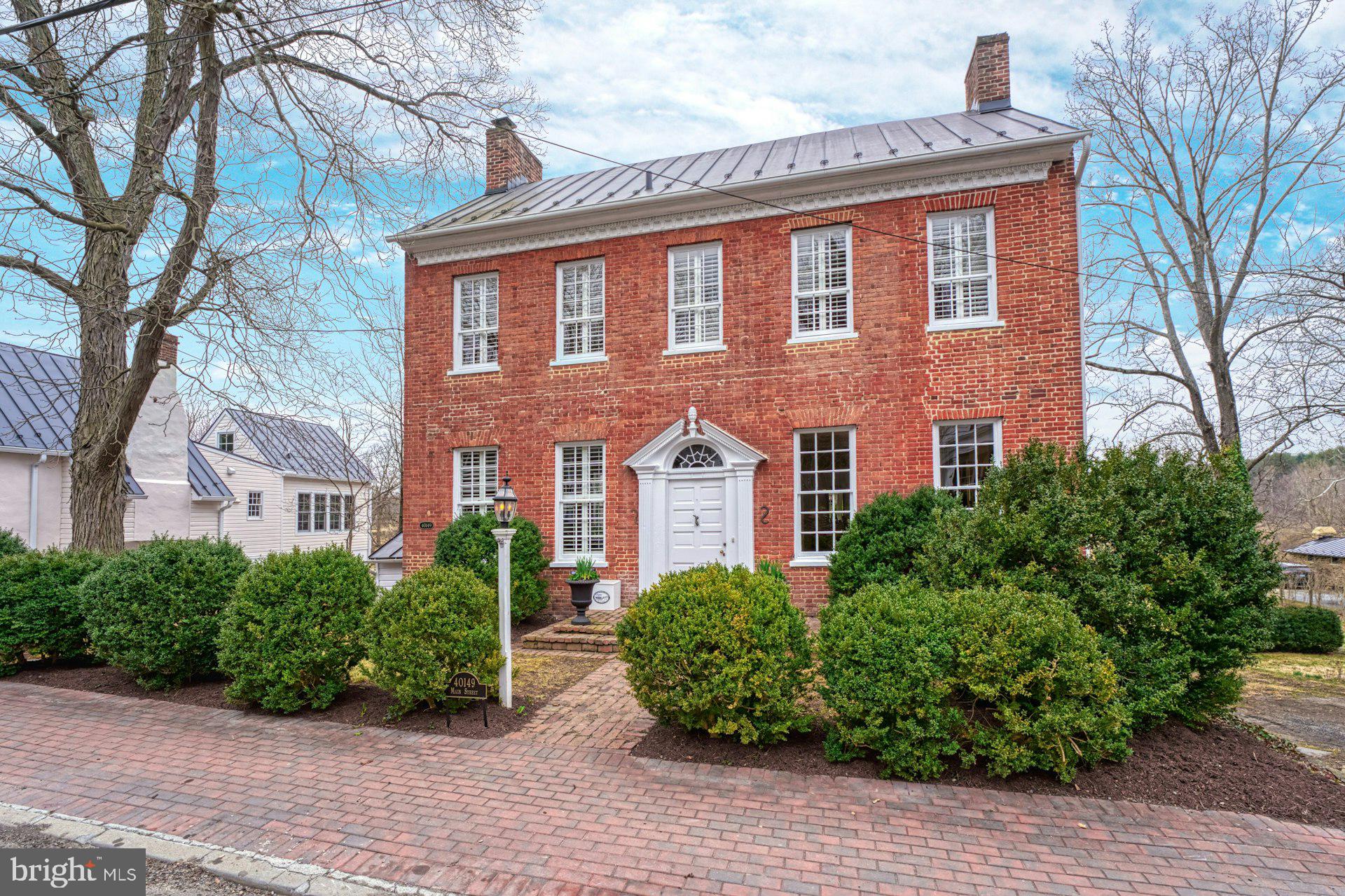 40149 Main St