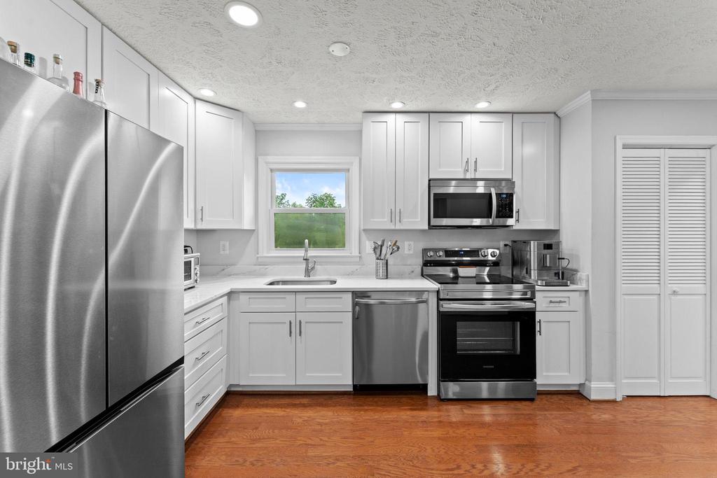 20103 SHELBURNE GLEBE ROAD