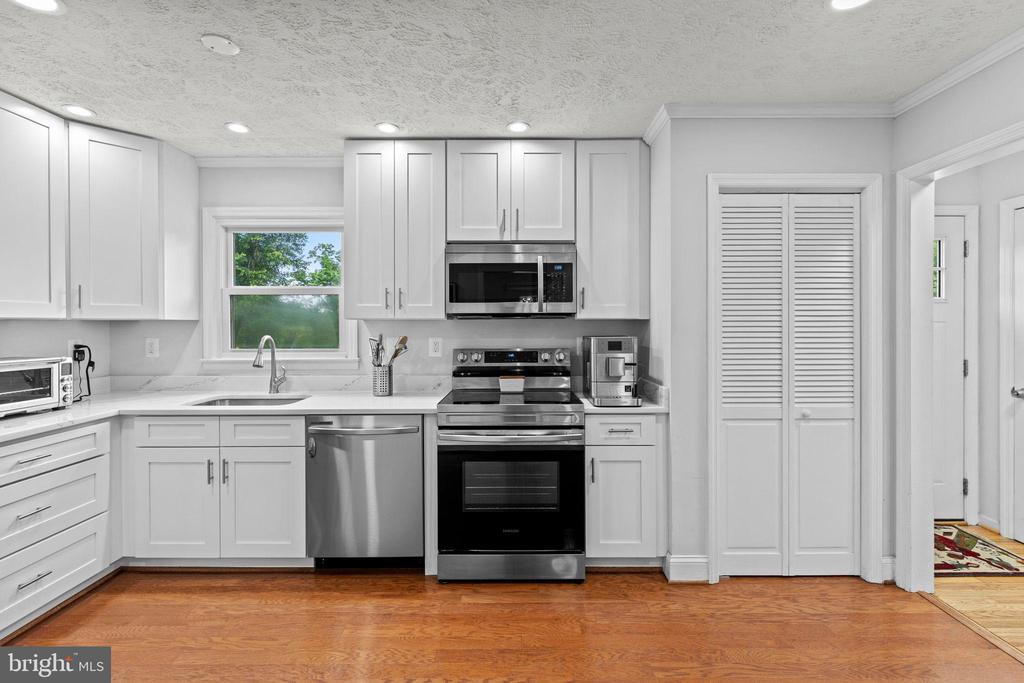 20103 SHELBURNE GLEBE ROAD