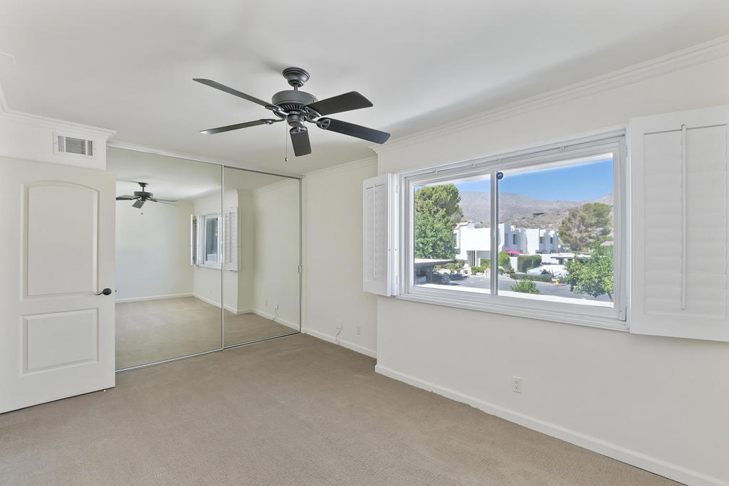 48792 Desert Flower Drive