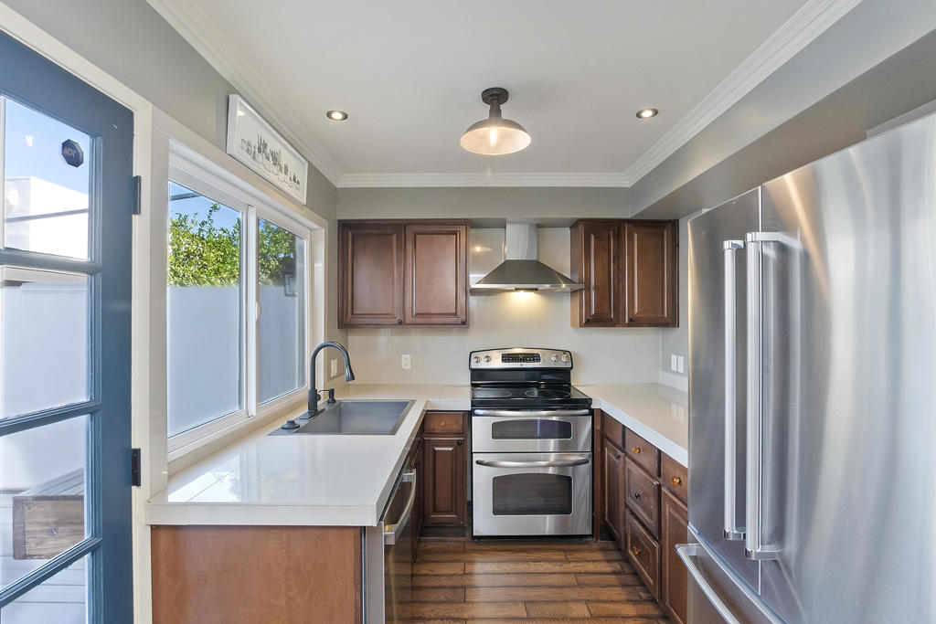 48792 Desert Flower Drive