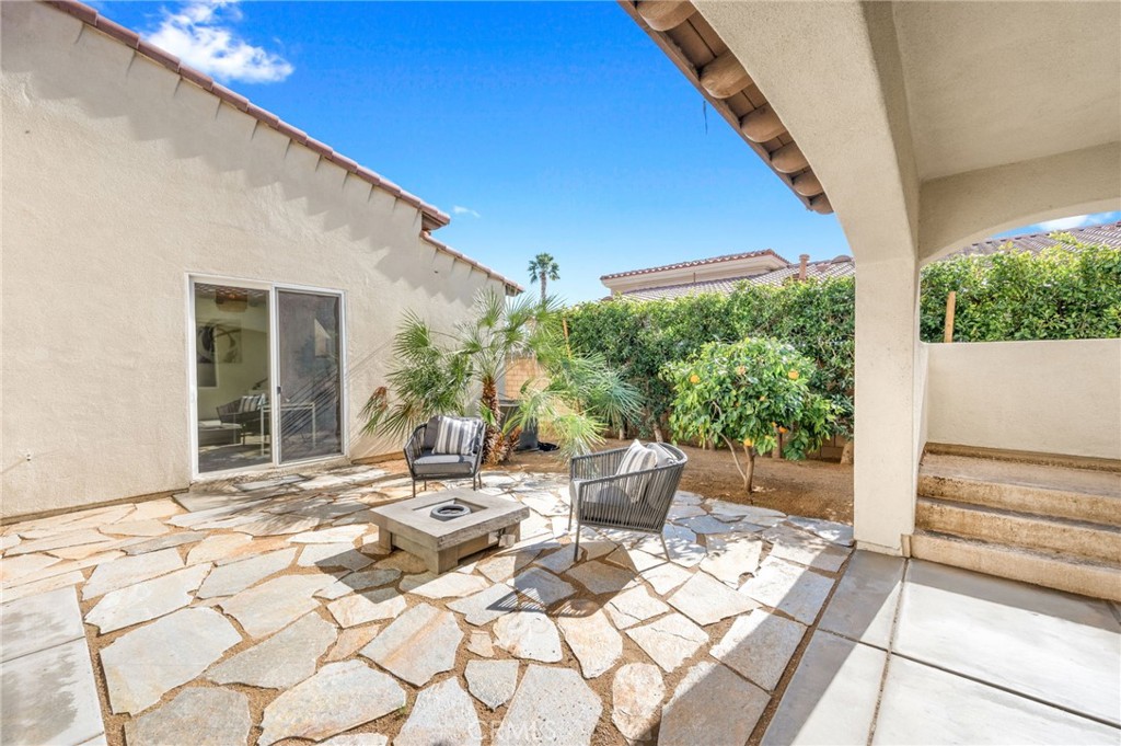 52225 Shining Star Lane