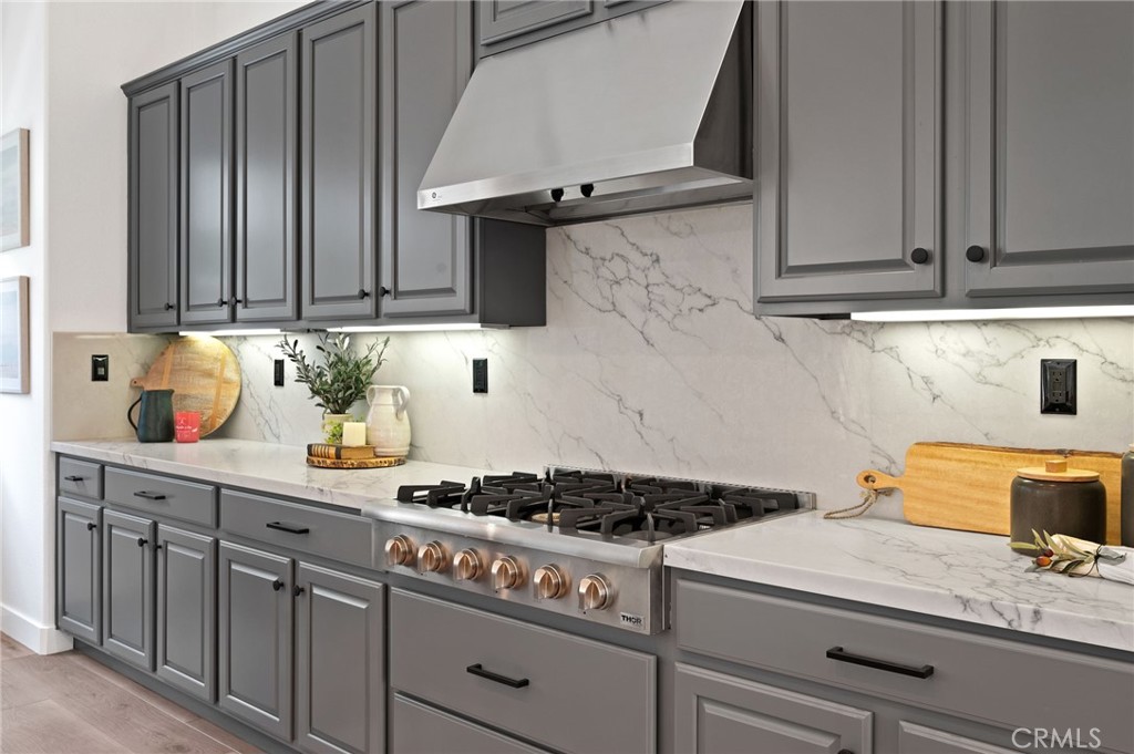 52225 Shining Star Lane