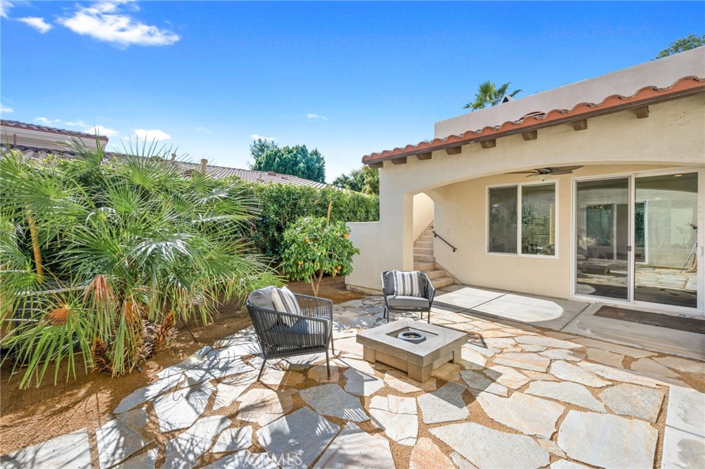 52225 Shining Star Lane