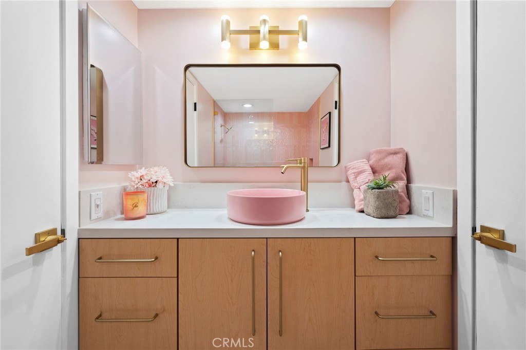 2033 E Ramon Road 22