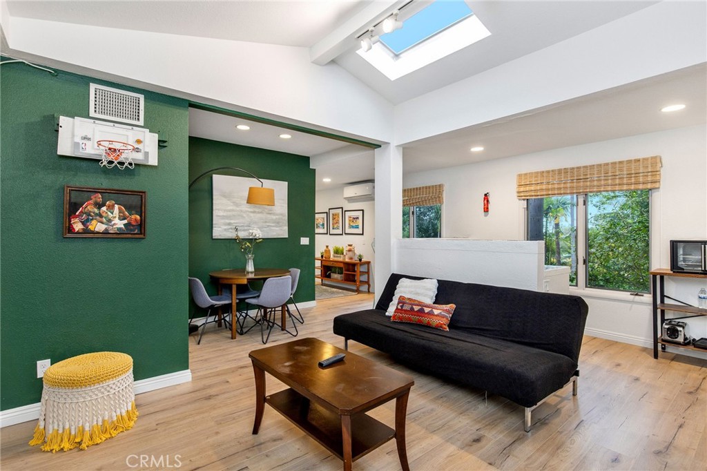 9885 Deerhaven Drive