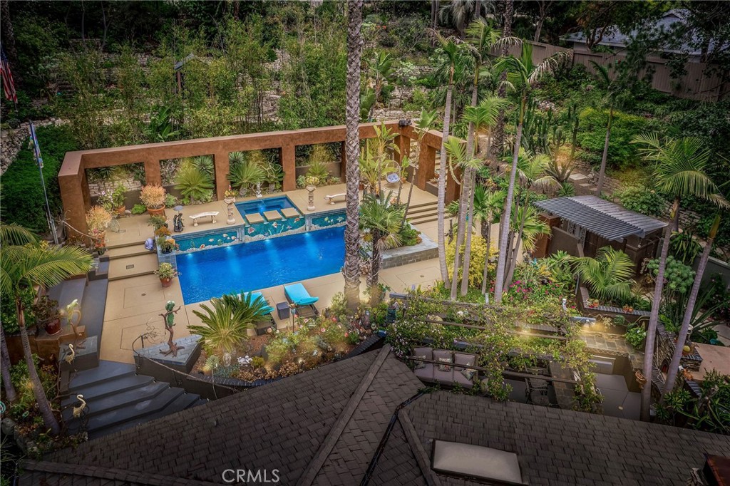 9885 Deerhaven Drive