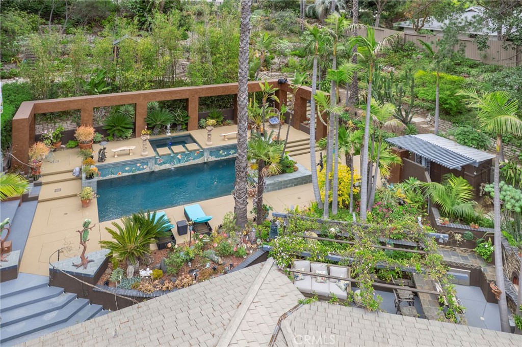 9885 Deerhaven Drive