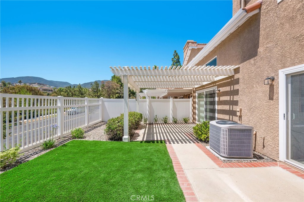 1533 Classico Way