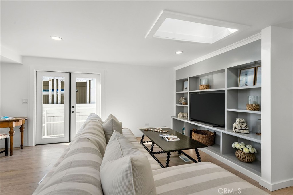 265 Mayflower
