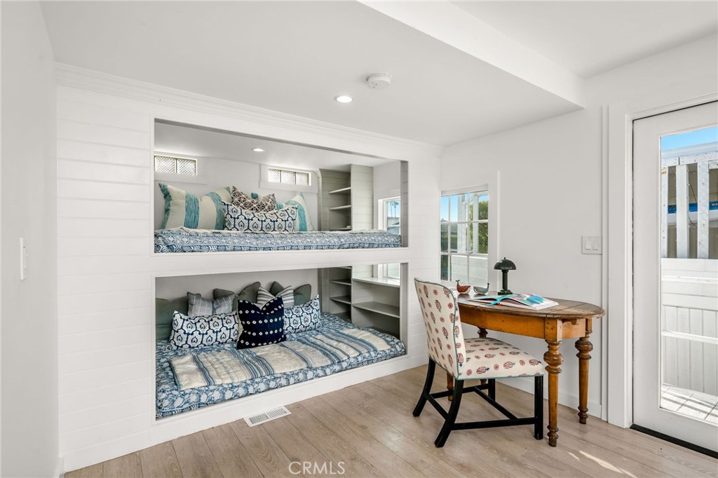 265 Mayflower