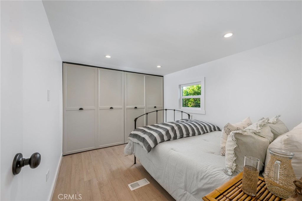 265 Mayflower