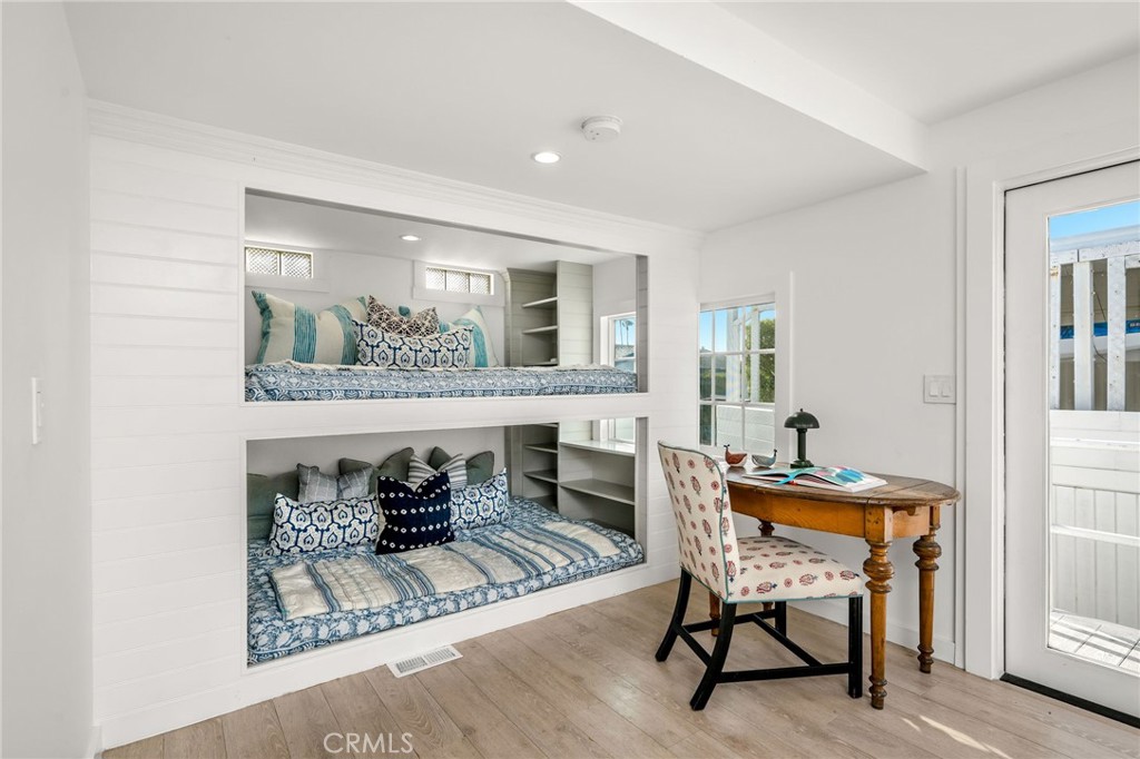 265 Mayflower