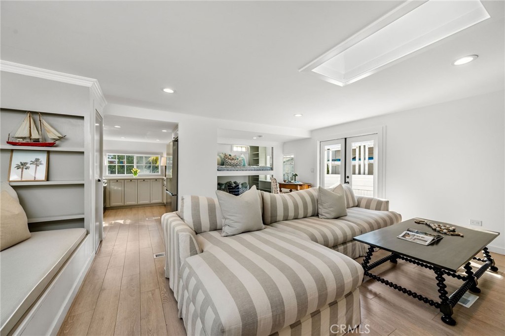 265 Mayflower