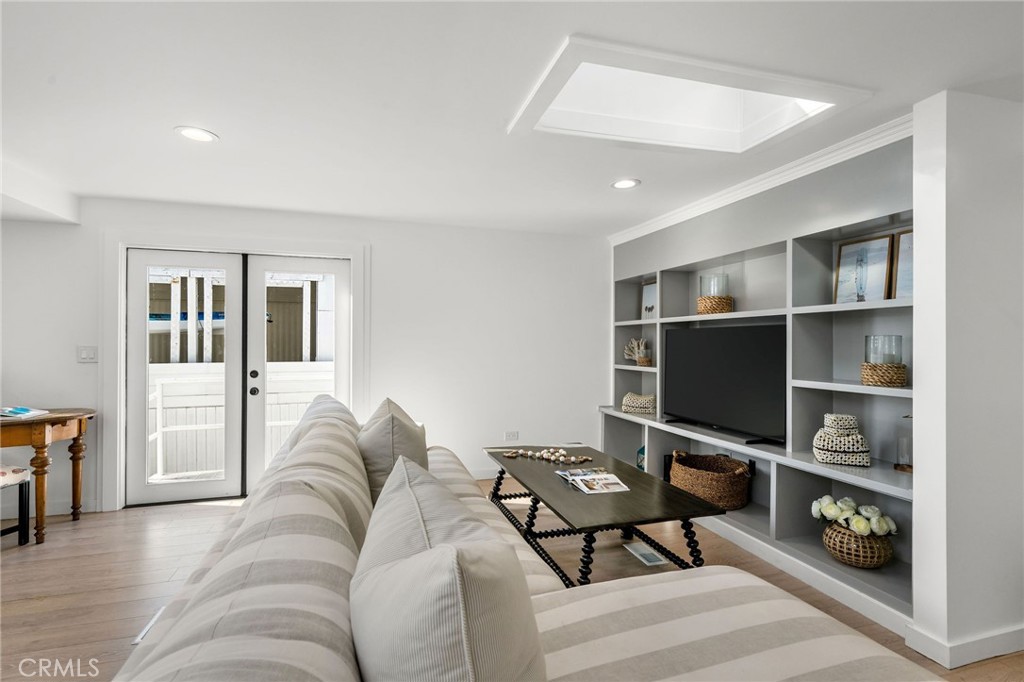 265 Mayflower