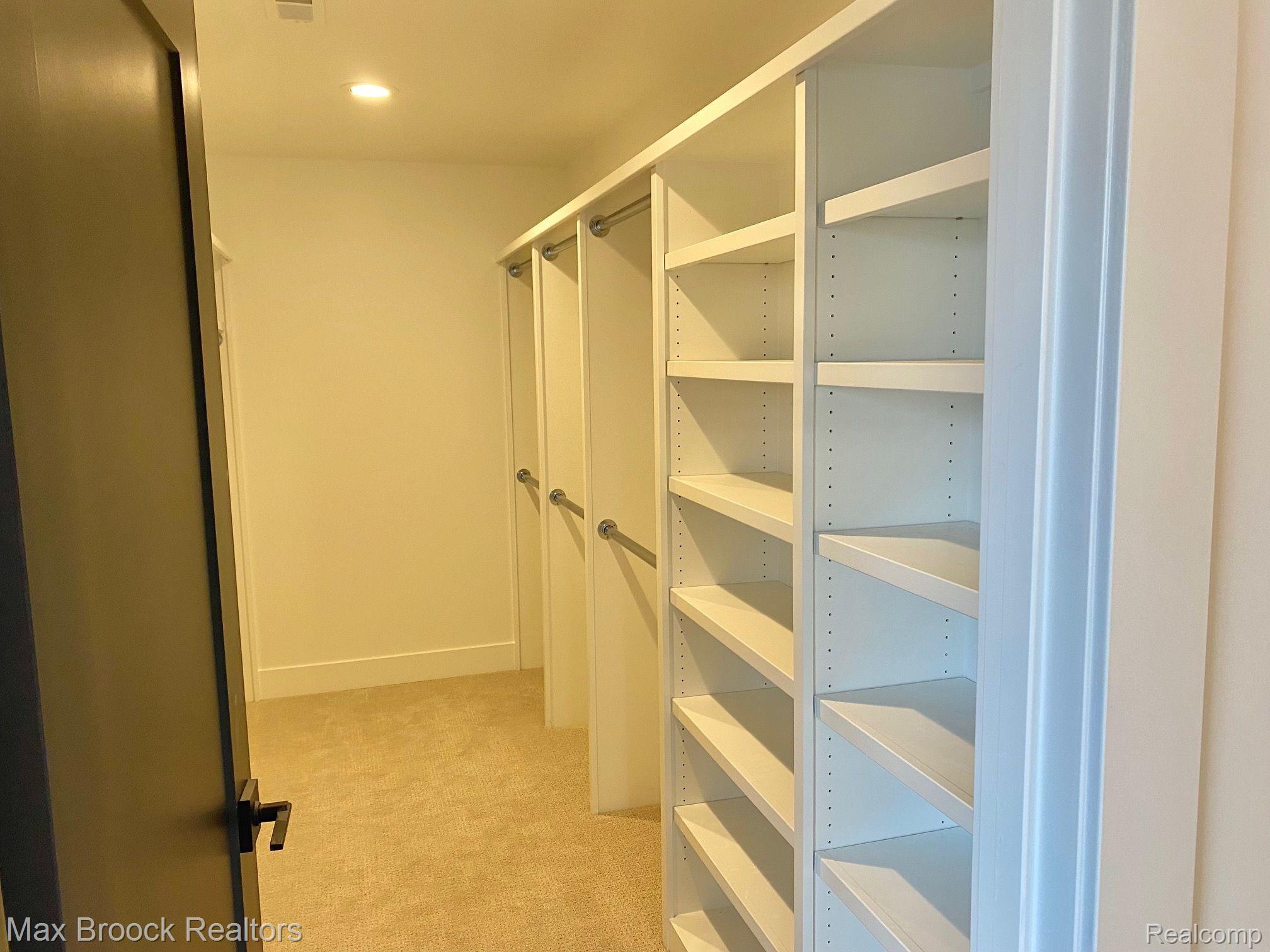 2078 MANCHESTER Road