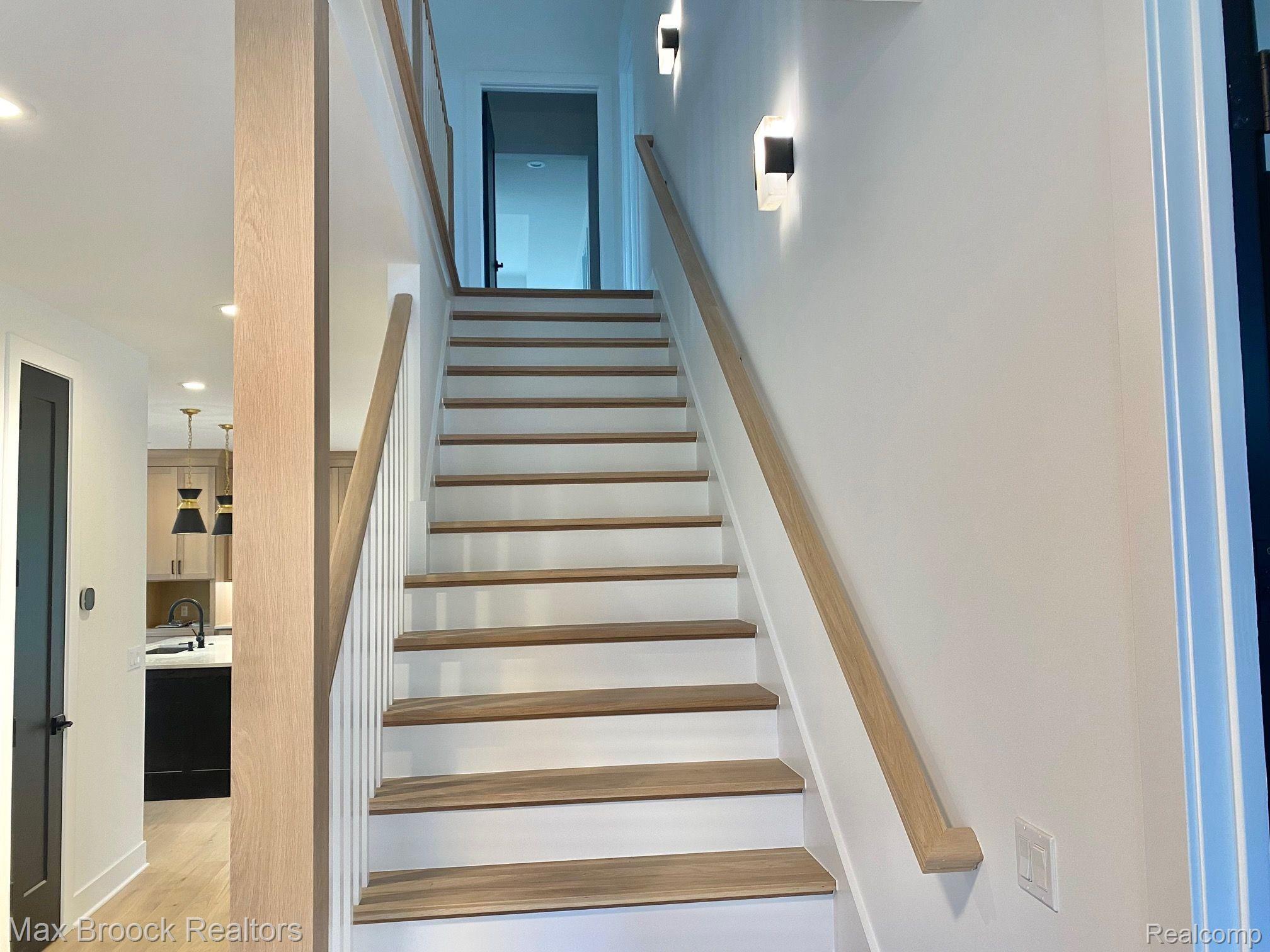 2078 MANCHESTER Road