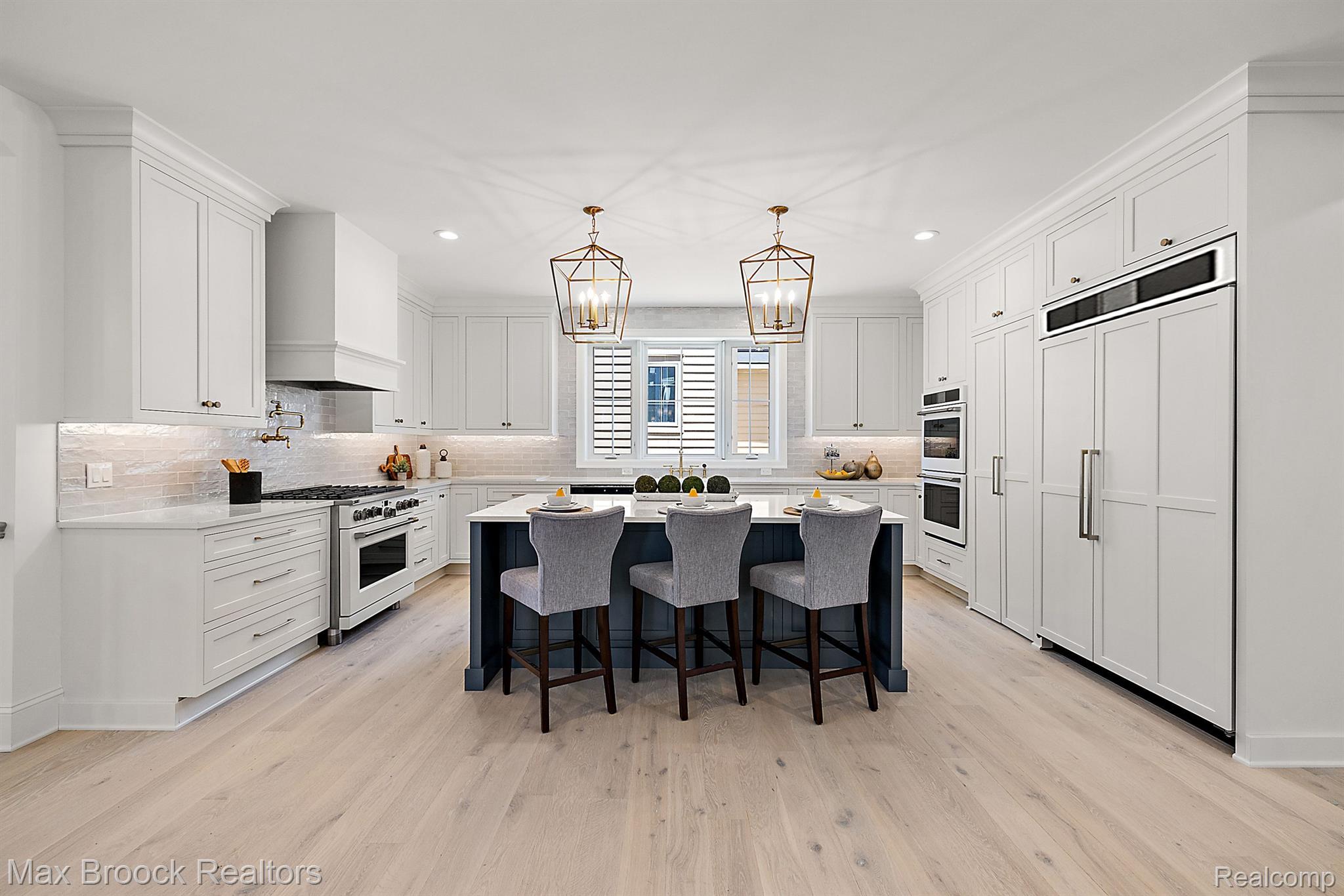 1371 NORTHLAWN Boulevard