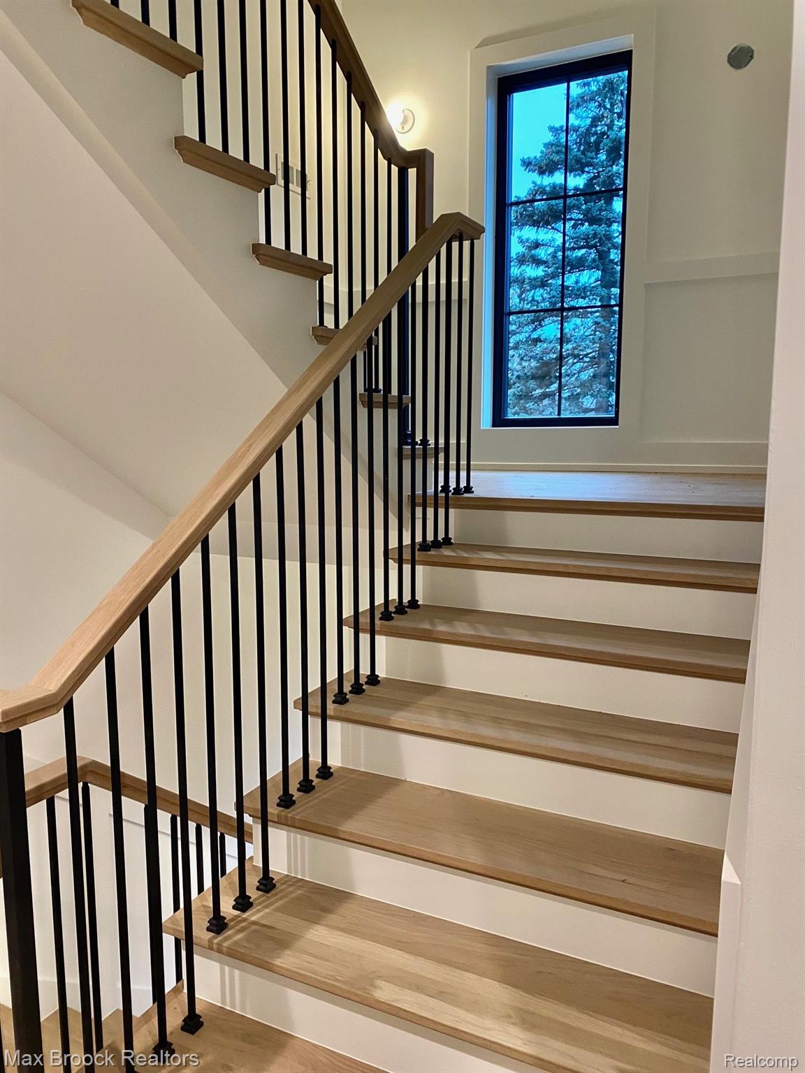1605 STANLEY
