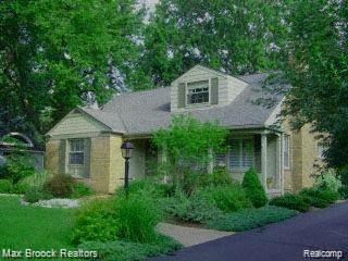 2330 FAIRWAY Drive