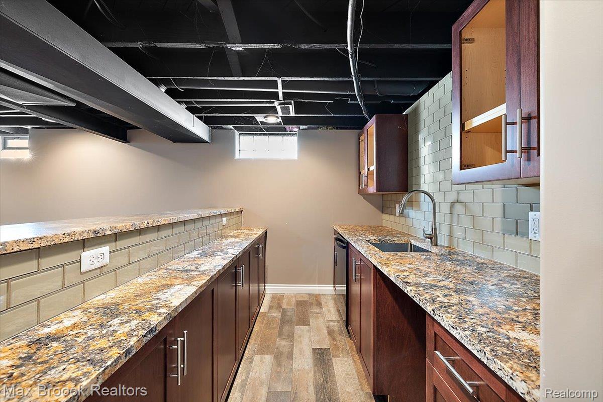 912 Woodsboro Drive