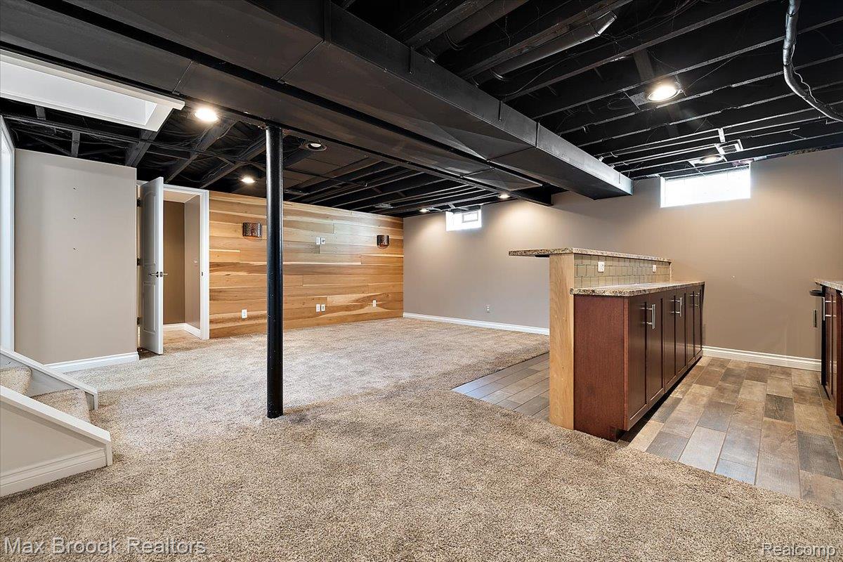 912 Woodsboro Drive