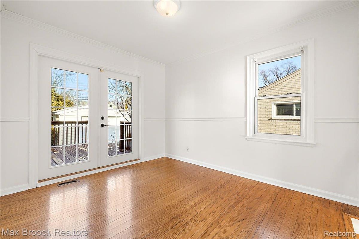 912 Woodsboro Drive